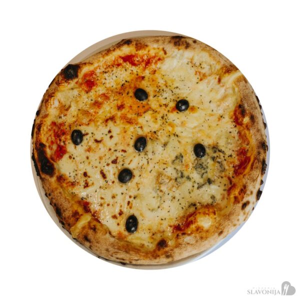 Pizza_quattro_formaggio _Pizzeria_Slavonija_Djakovo_1